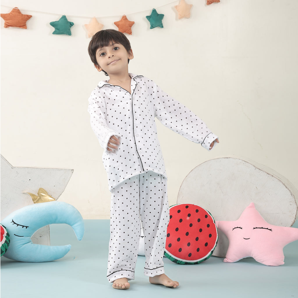Polka dots muslin nightwear